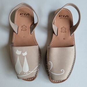 Ria monarca leather slingback sandals, size 40/us 9.5.